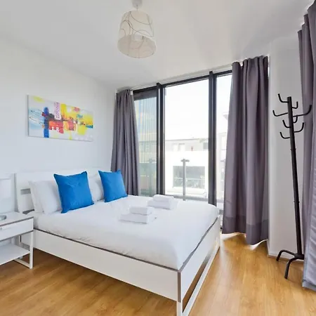 5 Stunning 3 Bedroom Apt In Dublin's Docklands 아파트 더블린