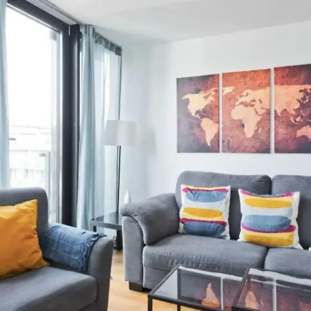 Appartement 5 Stunning 3 Bedroom Apt In Dublin's Docklands *